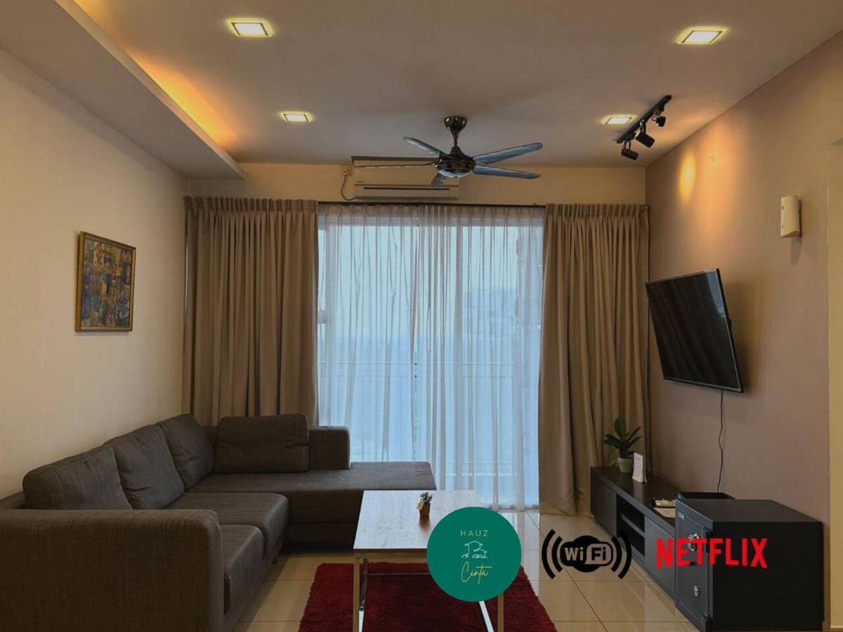 Bukit Indah Lovely Hauz @Wifi Netflix Apartamento Johor Bahru Exterior foto